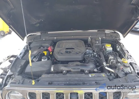 2021 Jeep Wrangler Unlimited Sahara 4X4 from USA, damaged, VIN 1C4HJXEN8MW681654